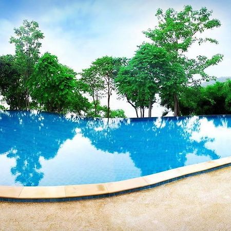 Banraya Resort And Spa Ko Racha Yai Dış mekan fotoğraf