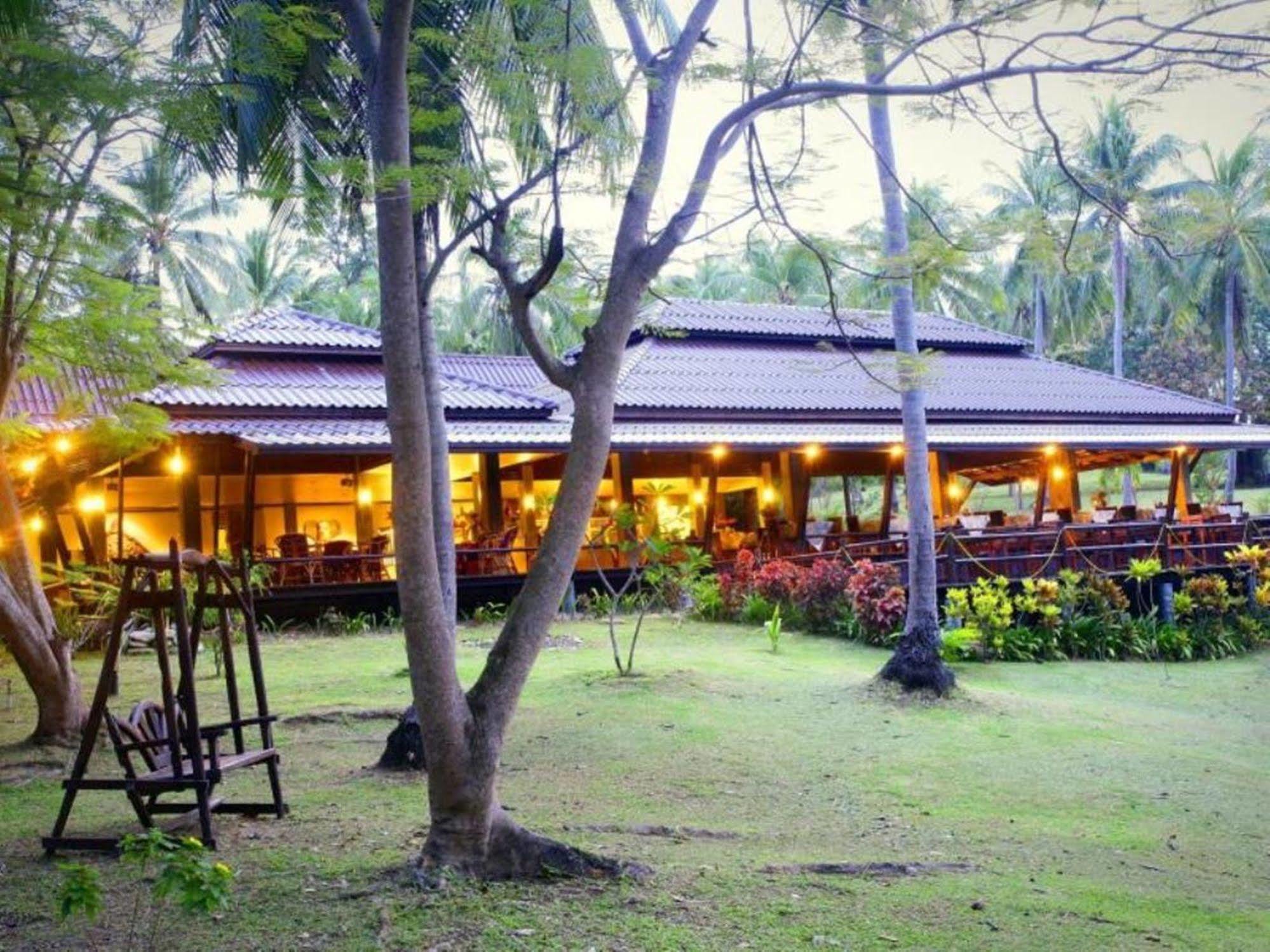 Banraya Resort And Spa Ko Racha Yai Dış mekan fotoğraf