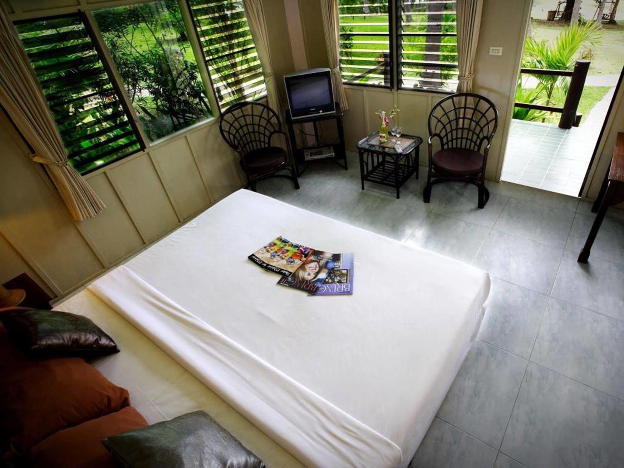 Banraya Resort And Spa Ko Racha Yai Dış mekan fotoğraf